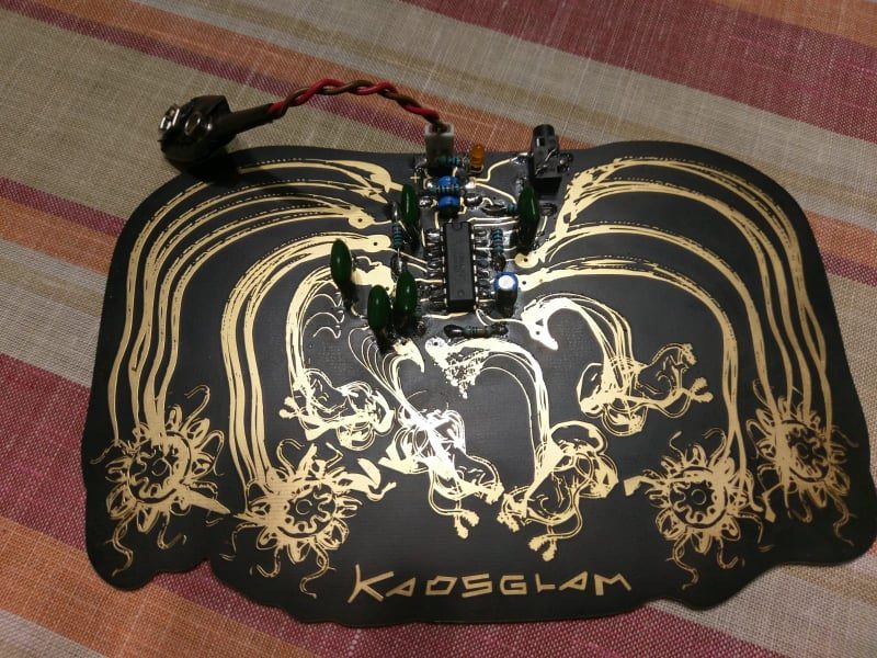 File:Synth-e1573949949513.jpg